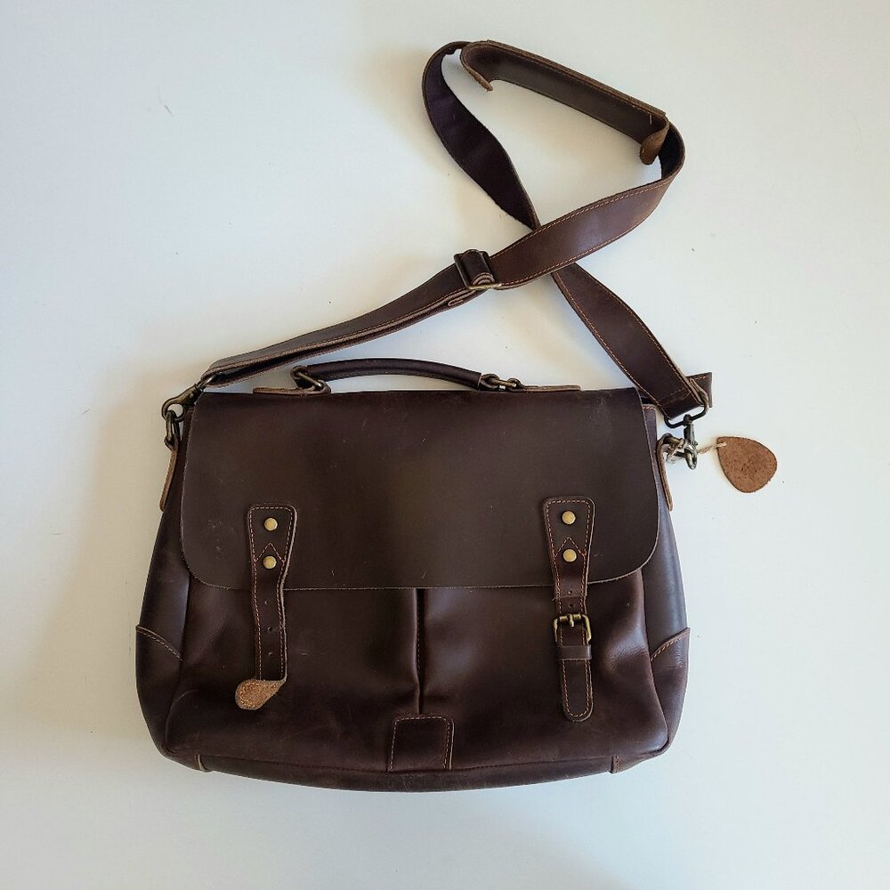 Vintage unisex brown leather brief case/document/laptop bag with long strap.